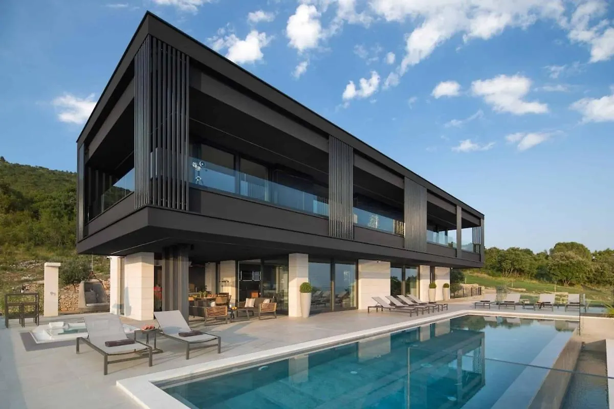 Villa Panoramica Koromačno